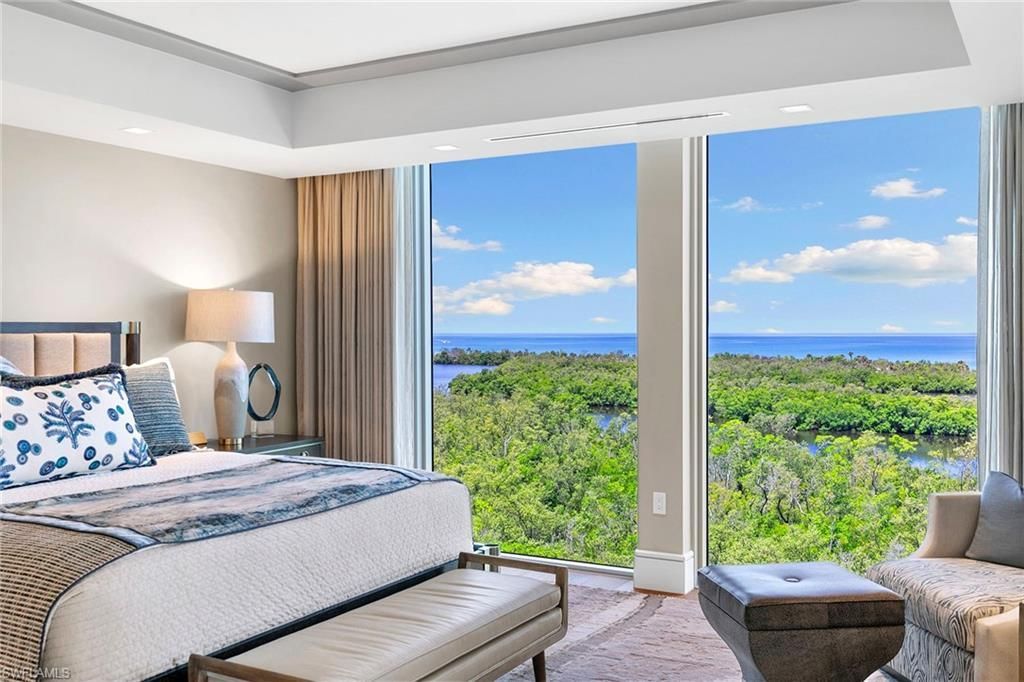 6897 Grenadier Blvd, Unit 704, Naples, FL 34108 Photo