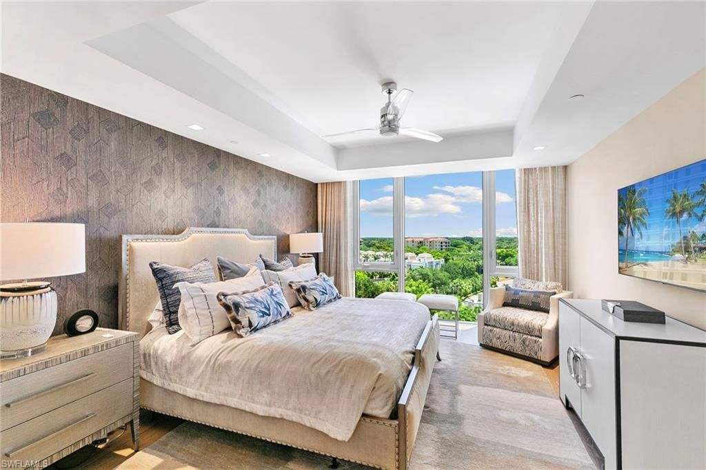 6897 Grenadier Blvd, Unit 704, Naples, FL 34108 Photo