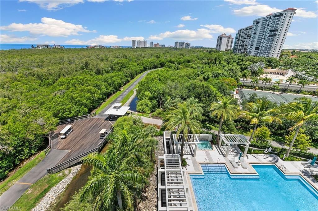 6897 Grenadier Blvd, Unit 704, Naples, FL 34108 Photo