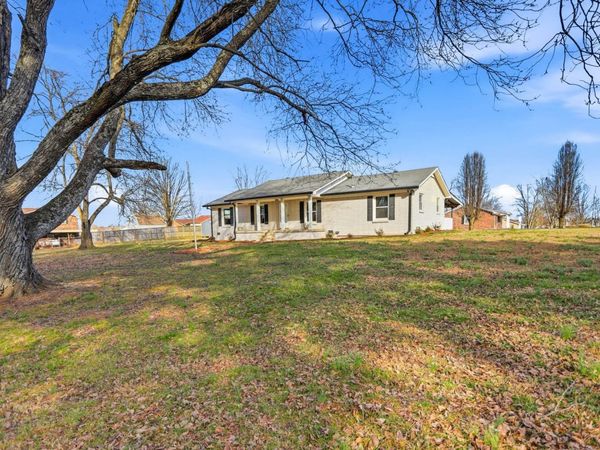 310 Cardinal Dr, White House, TN 37188