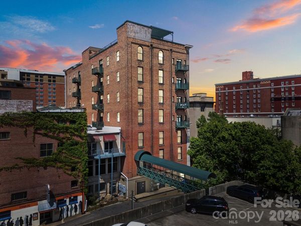 84 W Walnut Street , Unit 405, Asheville, NC 28801