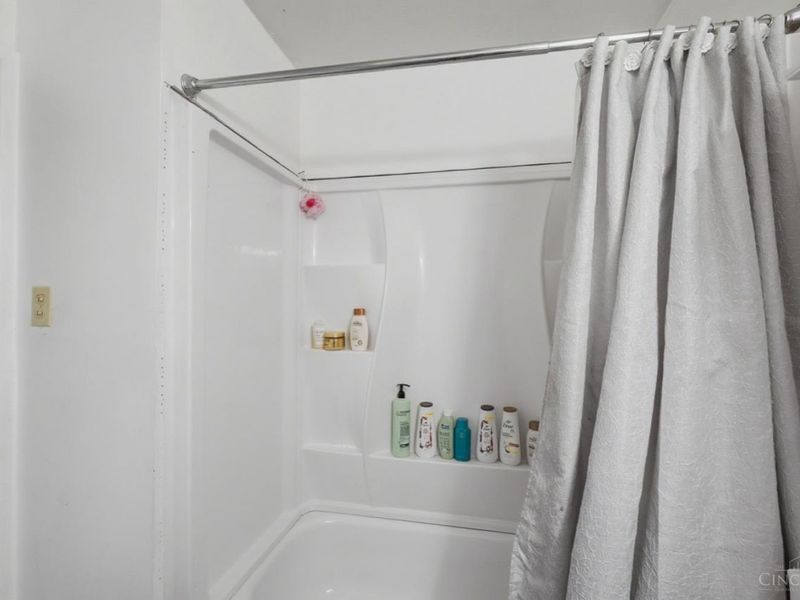 4041 Larchview Drive, Sycamore Township, OH 45236 Photo 21