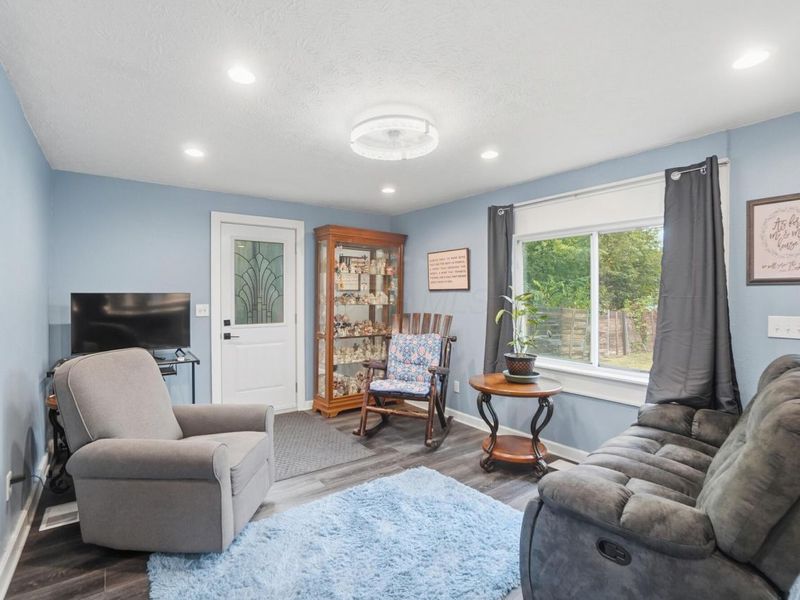 118 Western Avenue, London, OH 43140 Photo 6