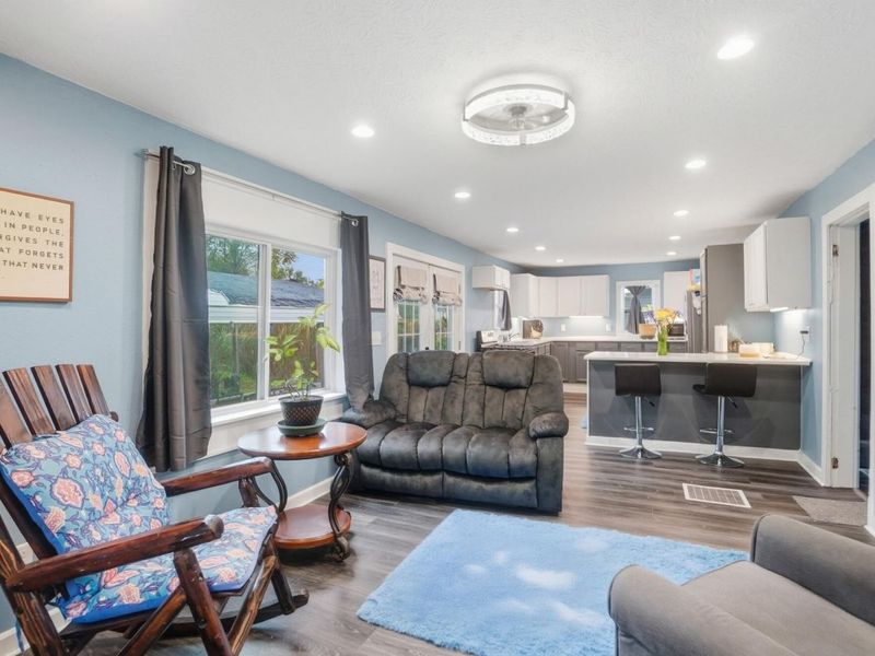 118 Western Avenue, London, OH 43140 Photo 7