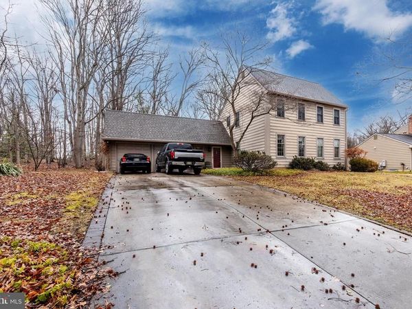 38 DONCASTER ROAD, CHERRY HILL, NJ 08003