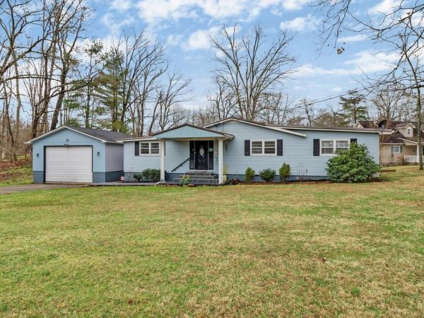 8217 Cherokee Trail, Crossville, TN 38572