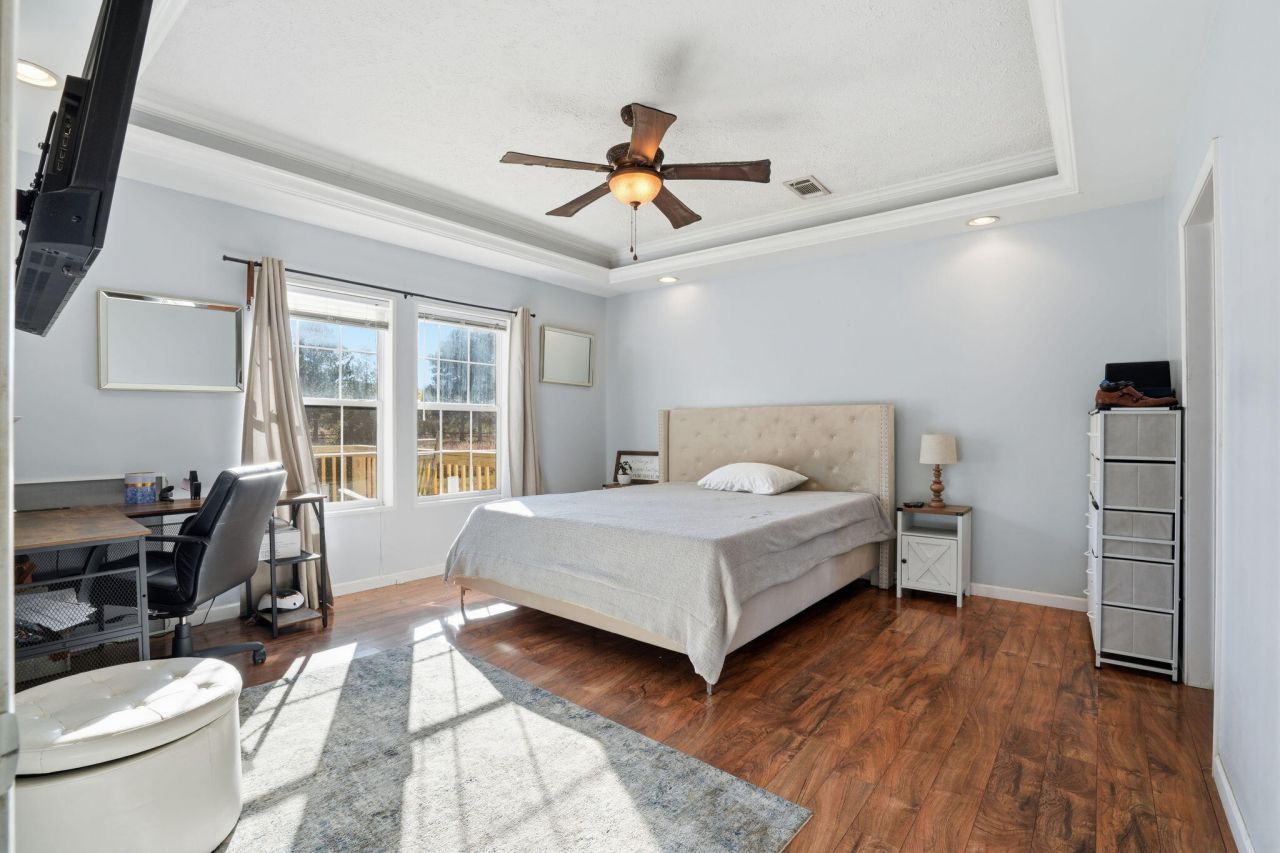 185 Gabby Hall Court Photo 18