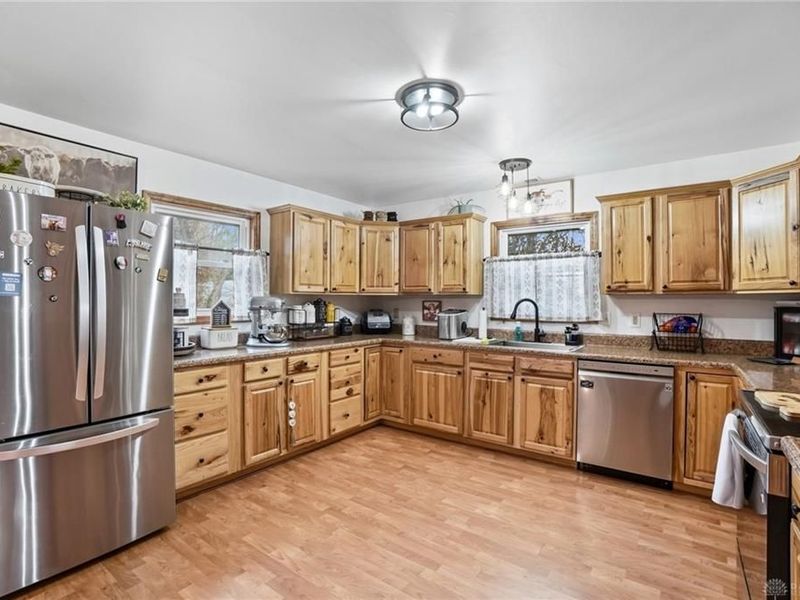 832 E Jackson, Green Township, OH 45502 Photo 10