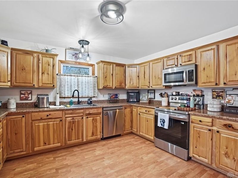 832 E Jackson, Green Township, OH 45502 Photo 11