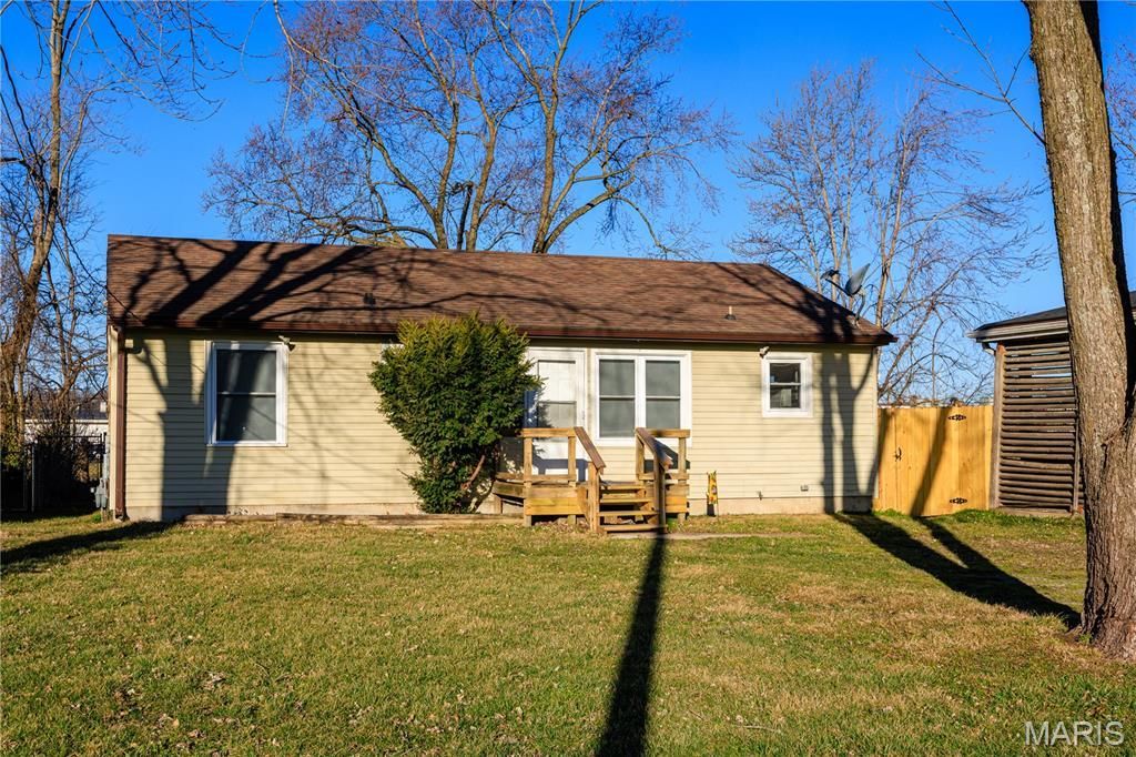 313 S Spring Street, Cape Girardeau, MO 63703 Main Photo