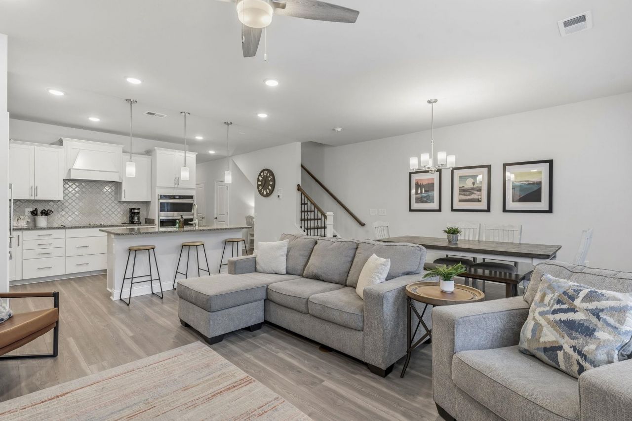 5130 Double Eagle Way  Photo 14