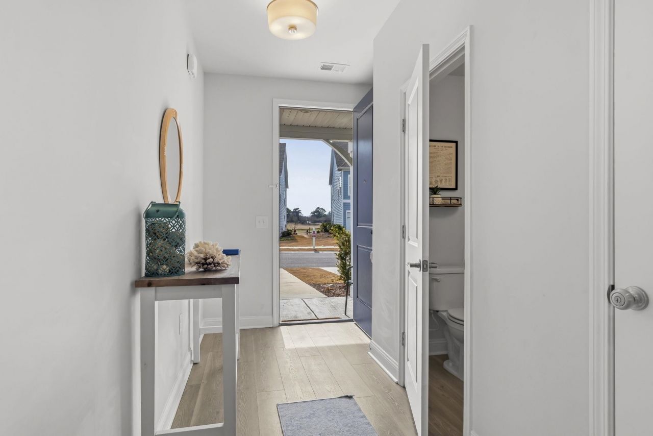 5130 Double Eagle Way  Photo 4