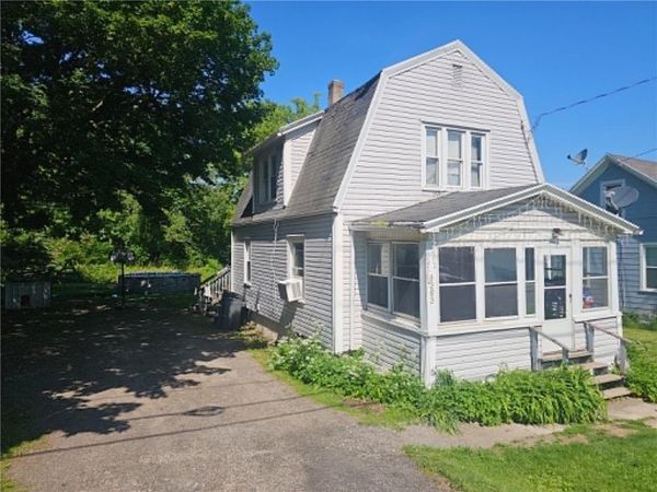 6393 E Townline Road, Williamson, NY 14589