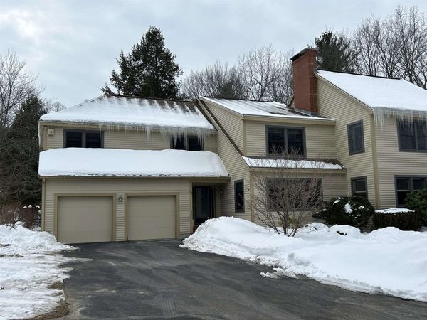 15 Prentiss Way, Exeter, NH 03833