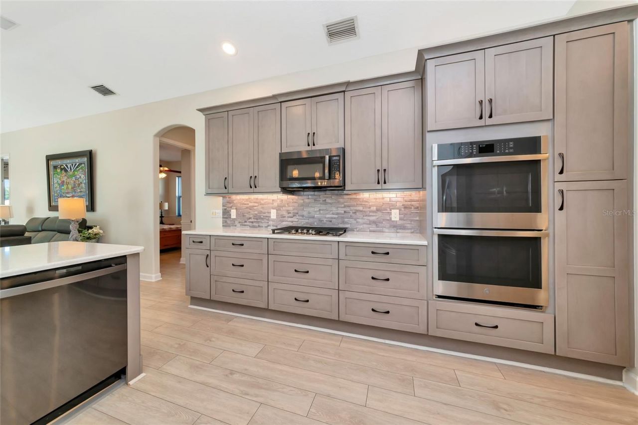 4990 Gardiners Bay Circle, Sarasota, FL 34238 Photo