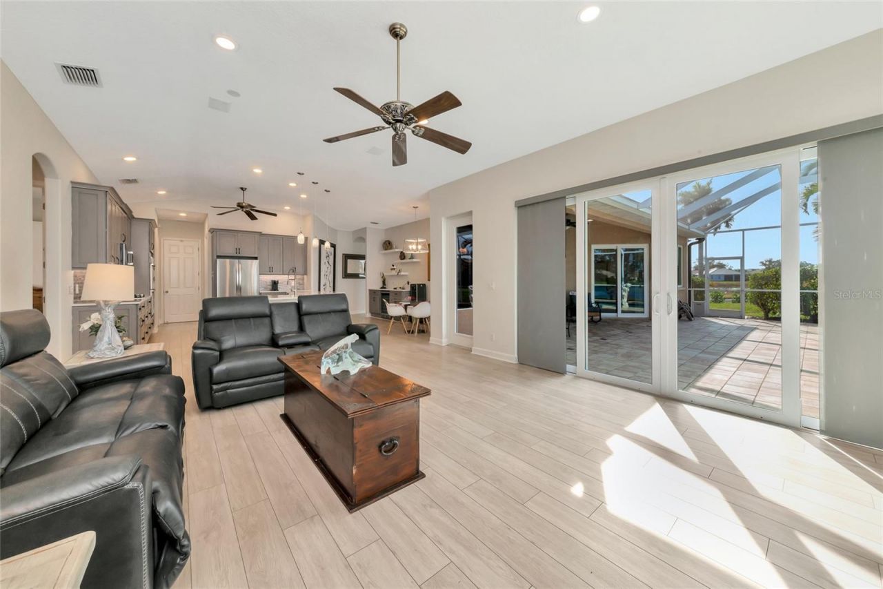 4990 Gardiners Bay Circle, Sarasota, FL 34238 Photo
