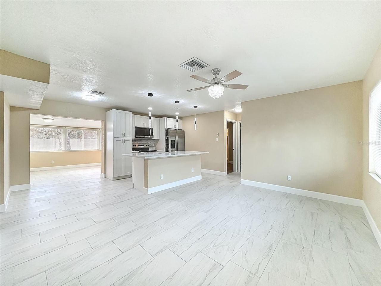 4052 Castlegate Drive, Orlando, FL 32839 Photo