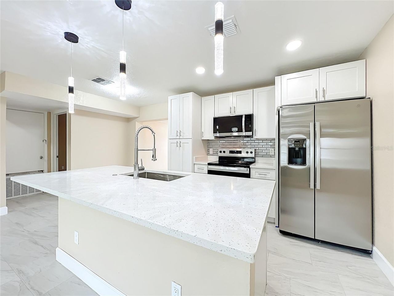 4052 Castlegate Drive, Orlando, FL 32839 Photo