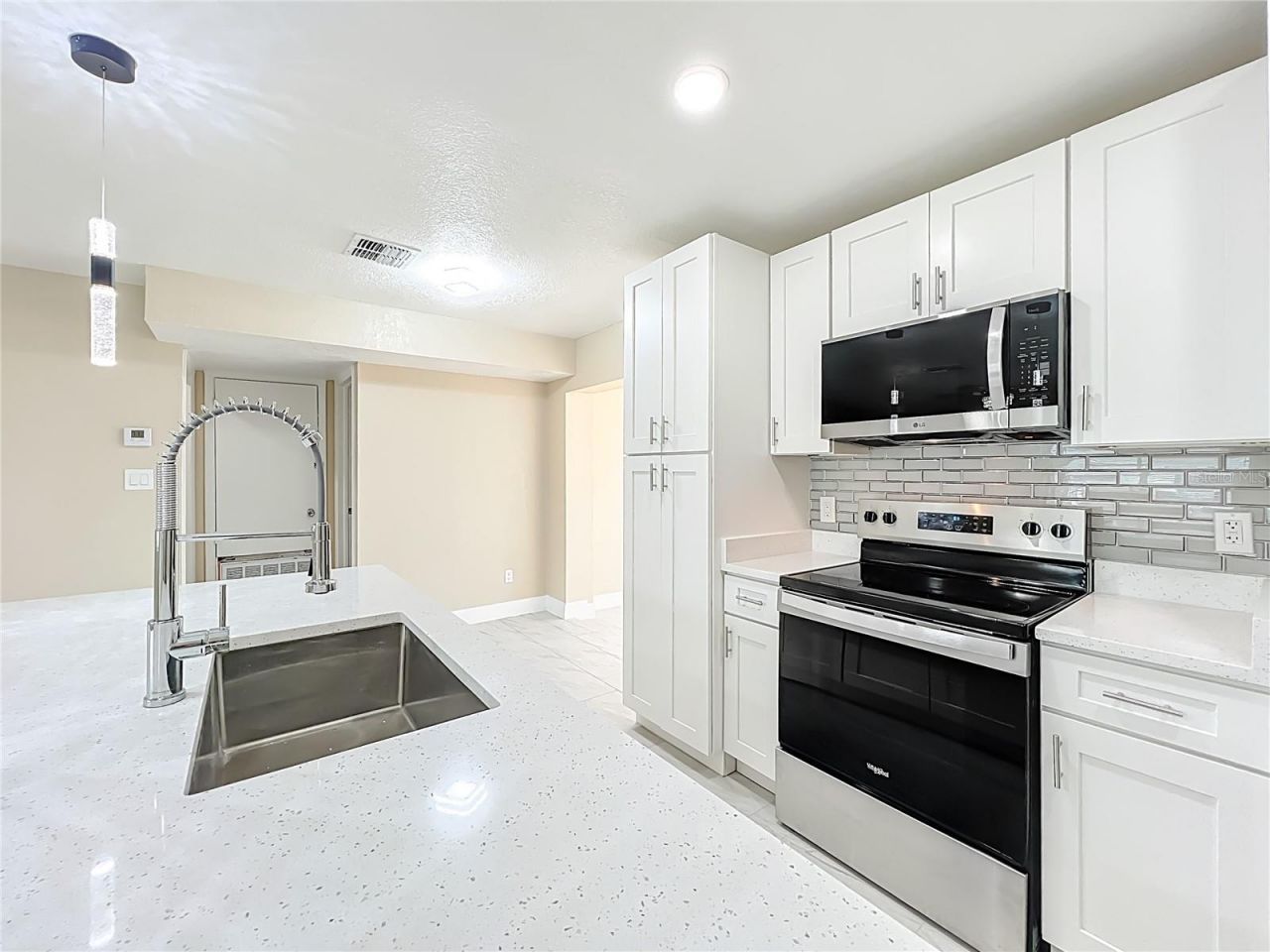 4052 Castlegate Drive, Orlando, FL 32839 Photo
