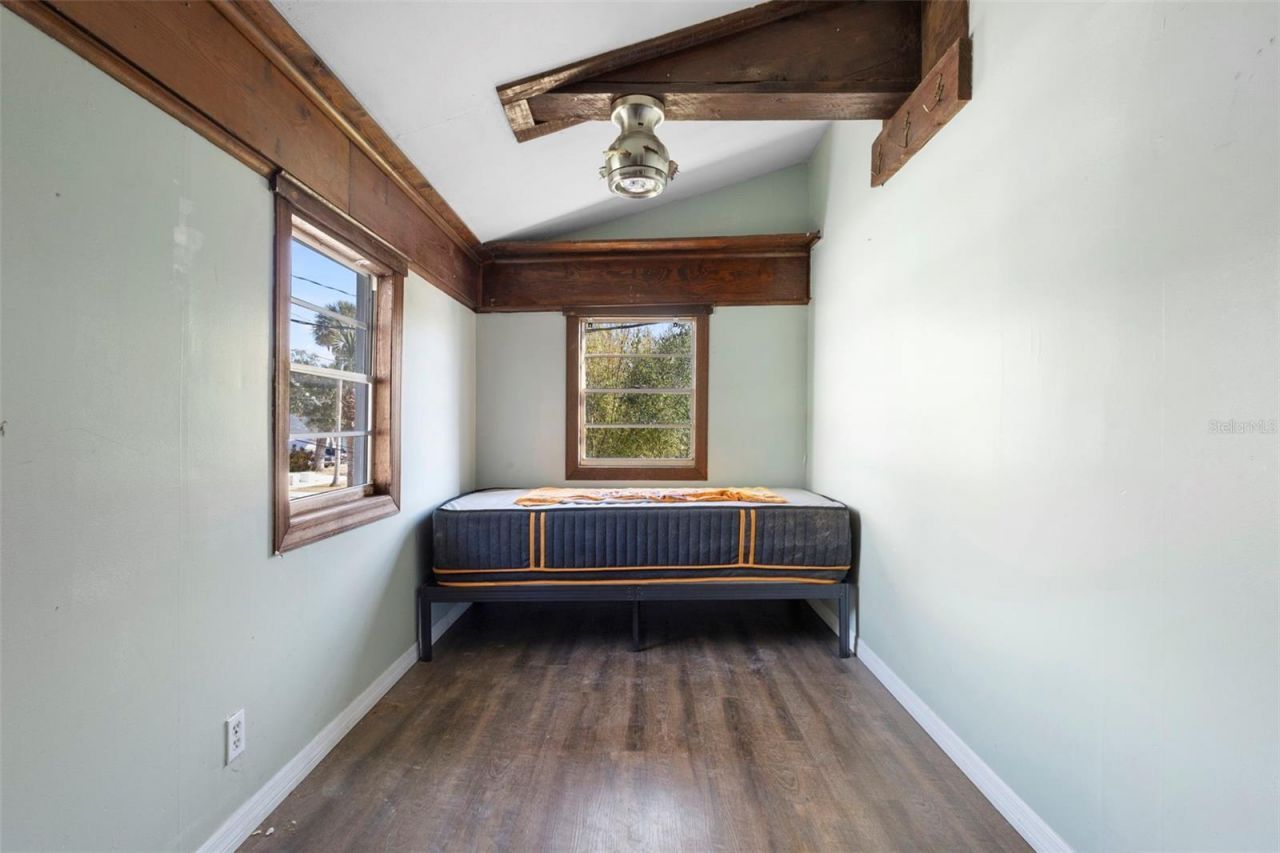 212 Mary Avenue, New Smyrna Beach, FL 32168 Photo