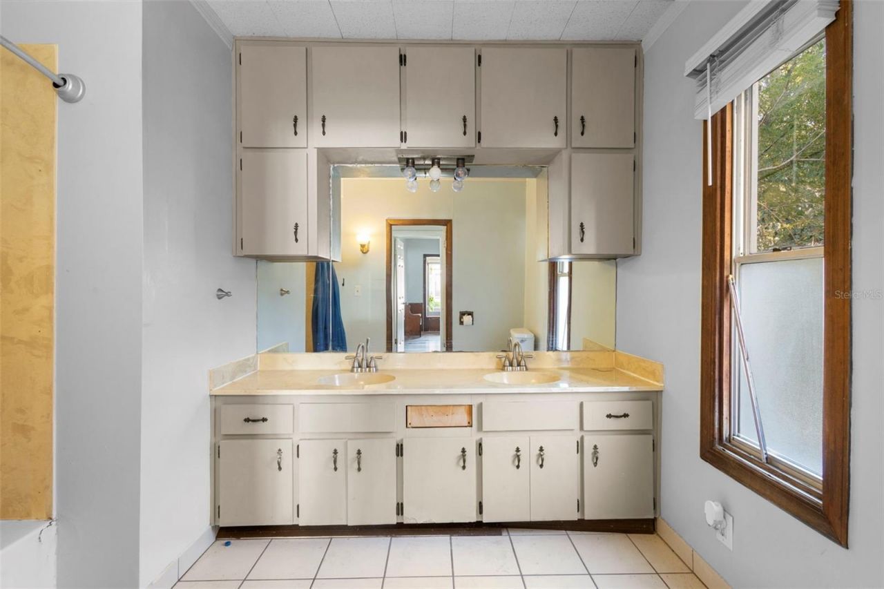 212 Mary Avenue, New Smyrna Beach, FL 32168 Photo