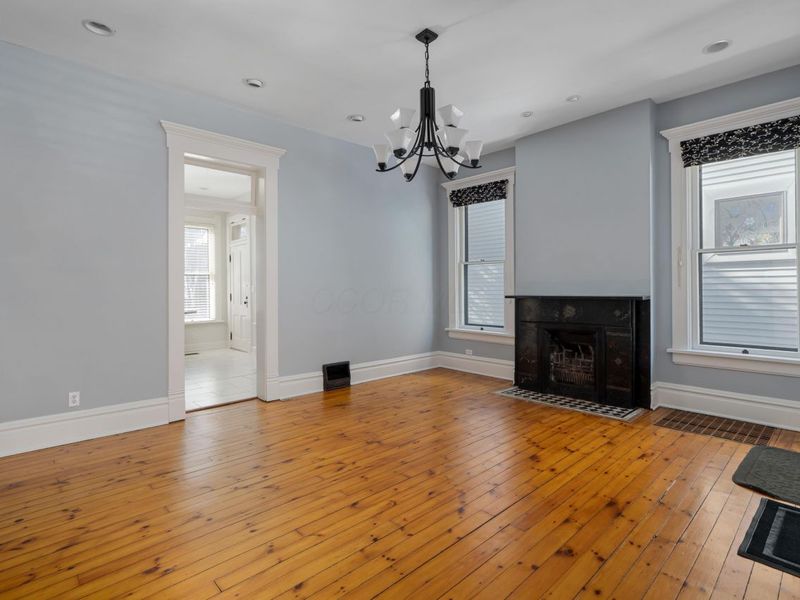 281 Reinhard Avenue, Columbus, OH 43206 Photo 5