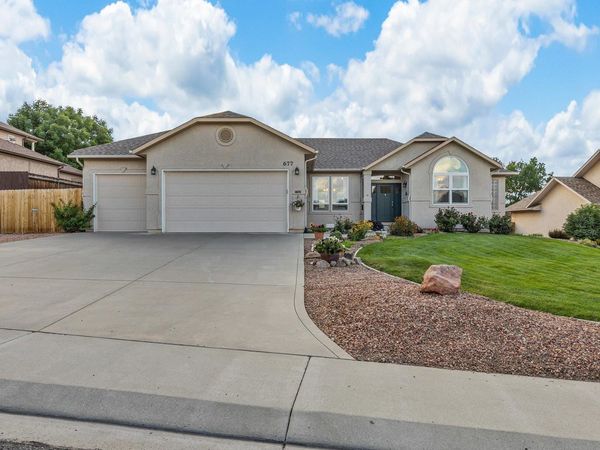 677 Round Up Drive, Grand Junction, CO 81507