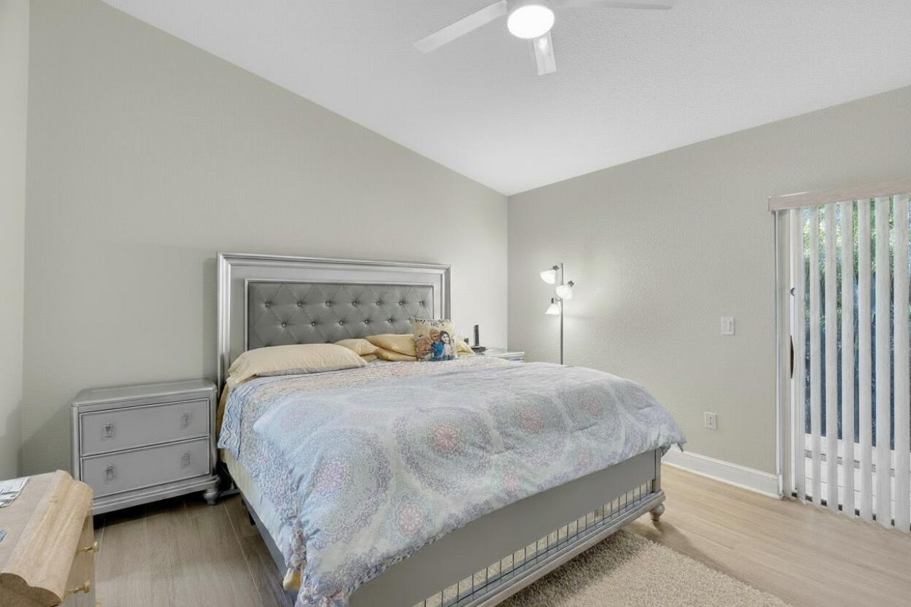 5750 Parkwalk Circle E, Boynton Beach, FL 33472 Photo