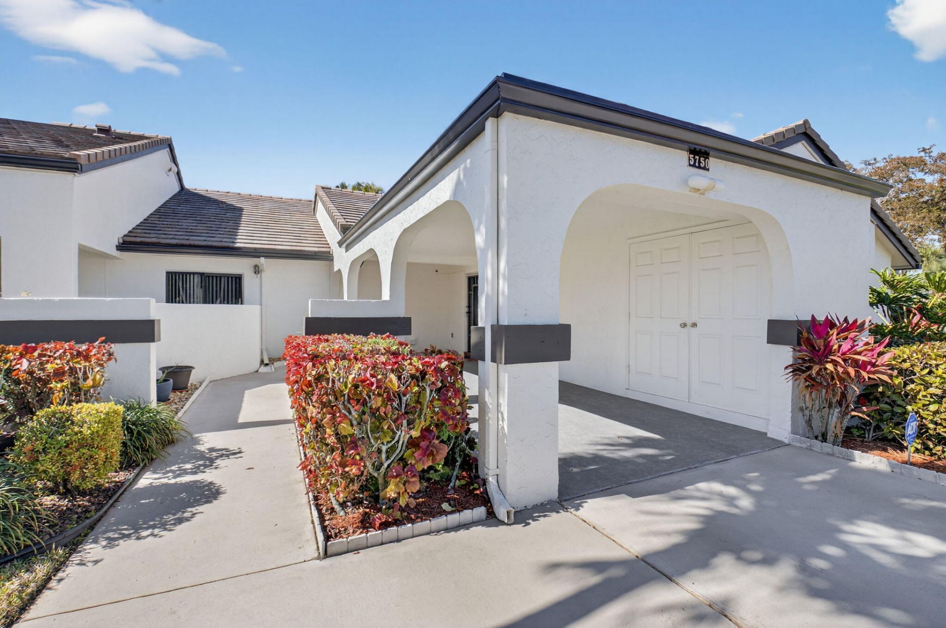 5750 Parkwalk Circle E, Boynton Beach, FL 33472 Photo