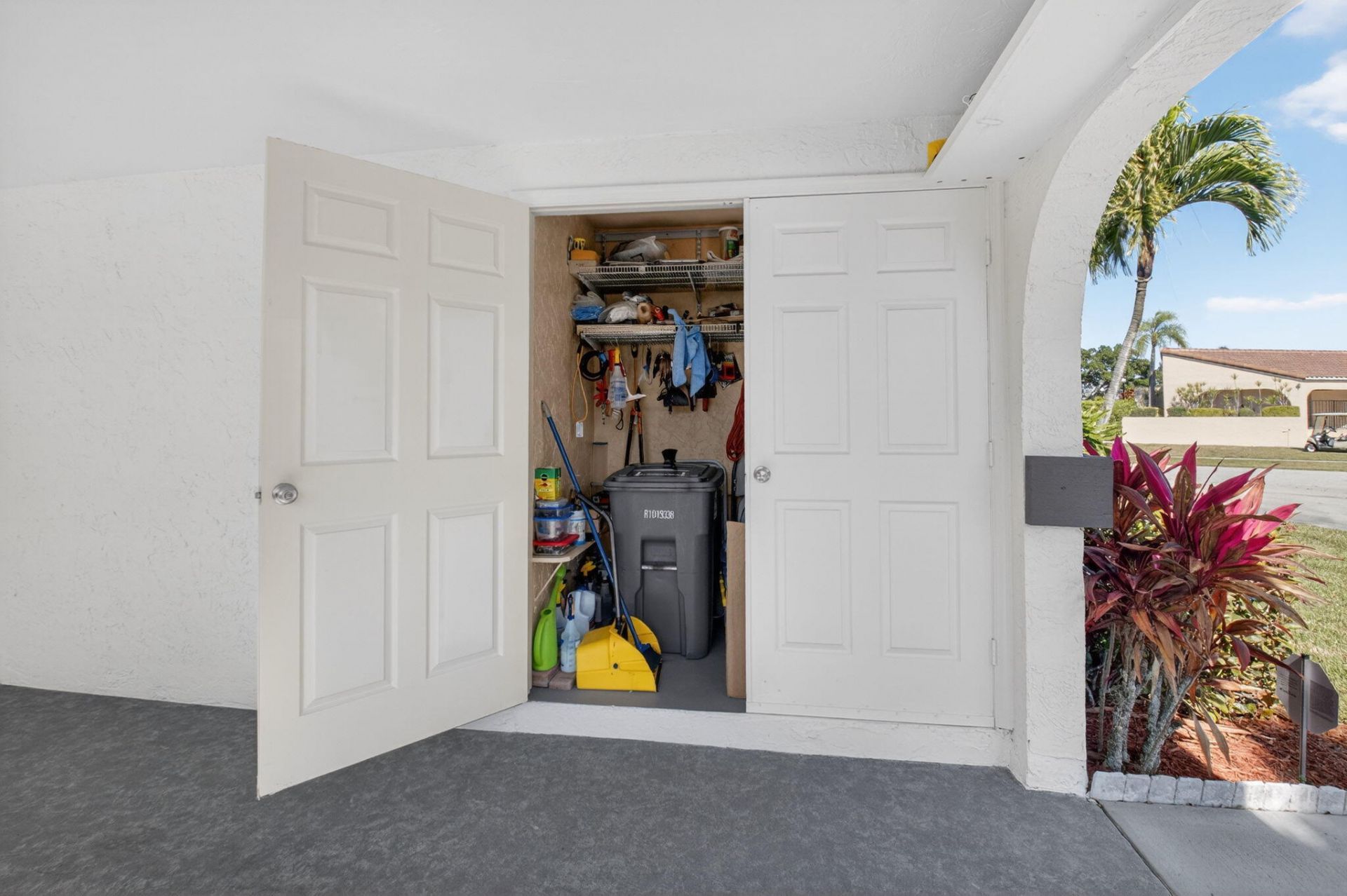 5750 Parkwalk Circle E, Boynton Beach, FL 33472 Photo