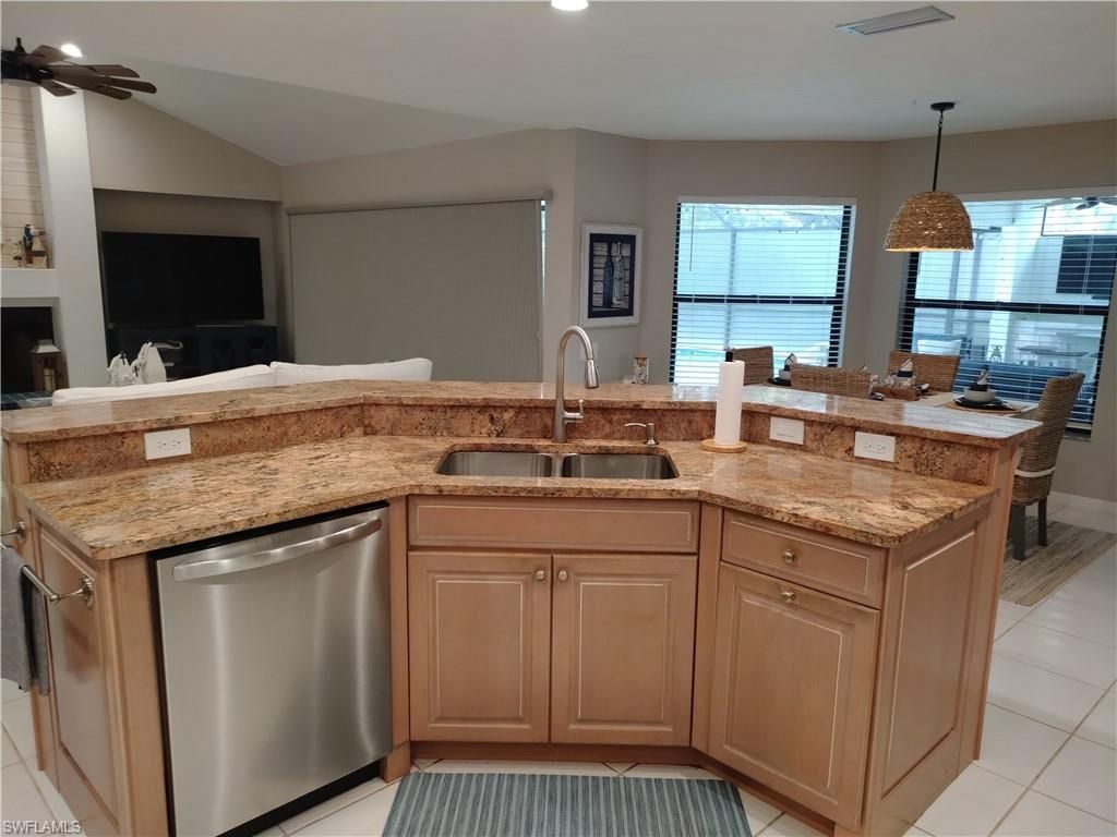 28380 Winthrop Cir, Bonita Springs, FL 34134 Photo