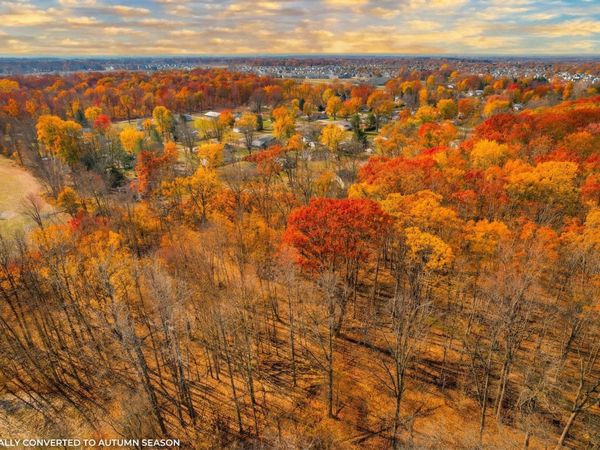 156 Arbor Lane SW, Pataskala, OH 43062