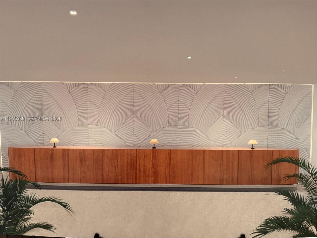 5555 Collins Ave, Unit 12Z, Miami Beach, FL 33140 Photo