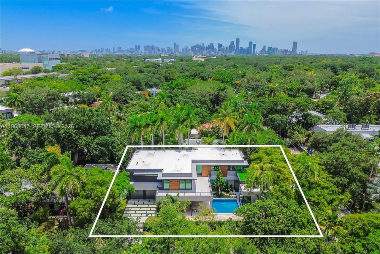 2497 Abaco Ave, Miami, FL 33133 Photo