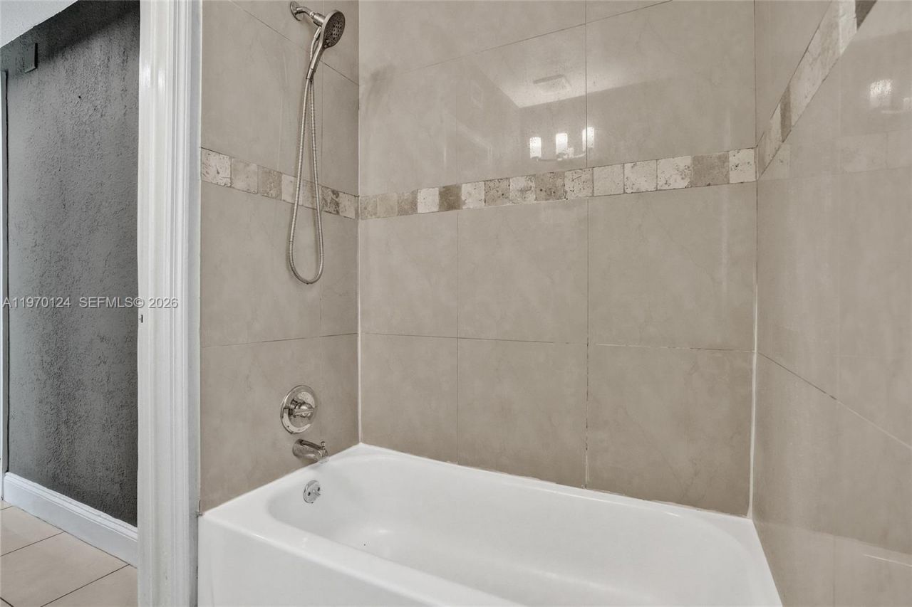 335 NW 109th St , Miami, FL 33168 Photo