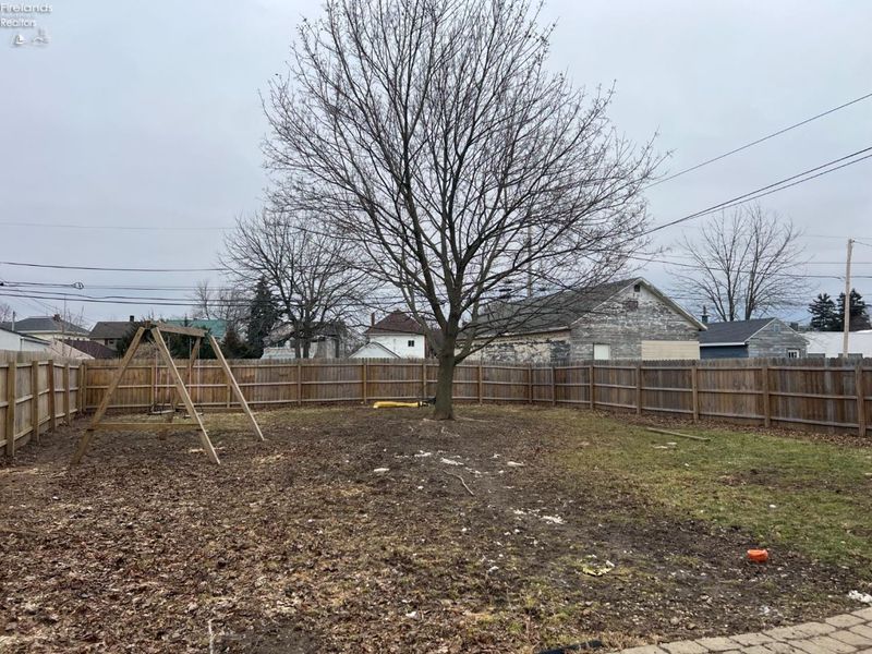 132 Coe Street, Tiffin, OH 44883 Photo 13