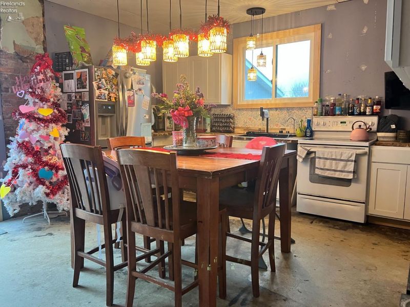 132 Coe Street, Tiffin, OH 44883 Photo 6