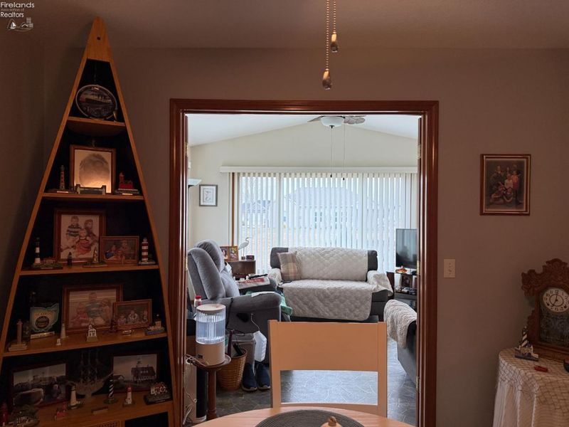 318 Country Meadows Drive, Oak Harbor, OH 43449 Photo 19