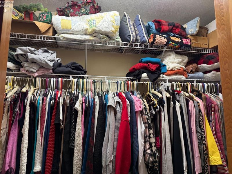 318 Country Meadows Drive, Oak Harbor, OH 43449 Photo 35