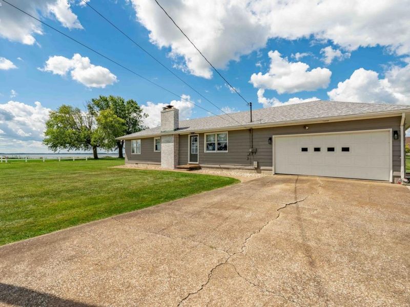 1982 Fulton Street, Port Clinton, OH 43452 Photo 2