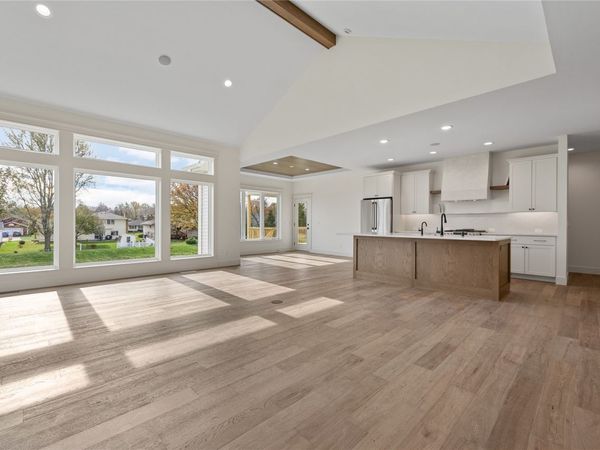 2574 Royal Oak Ridge Road, Marion, IA 52203