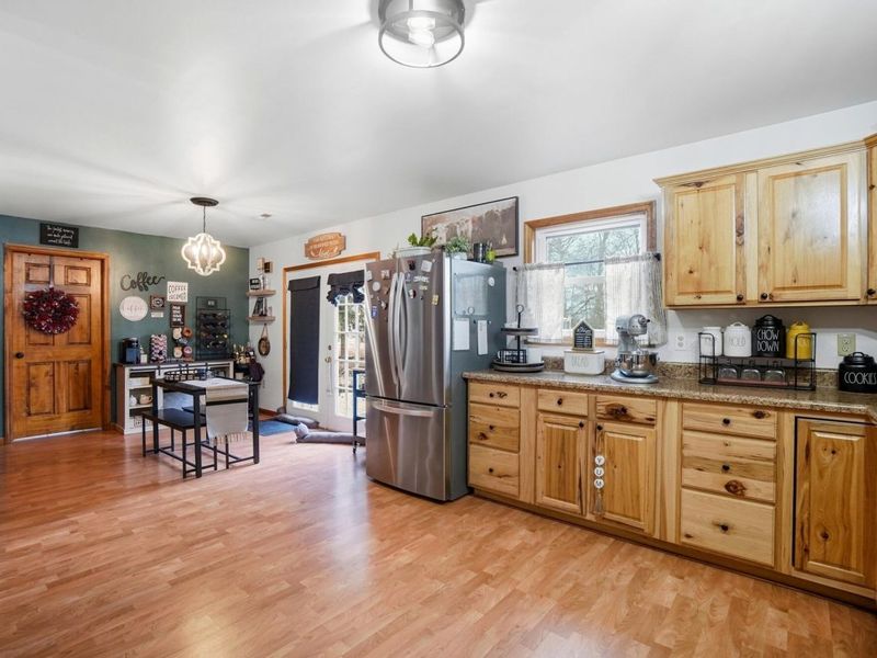 832 E Jackson Road, Springfield, OH 45502 Photo 13