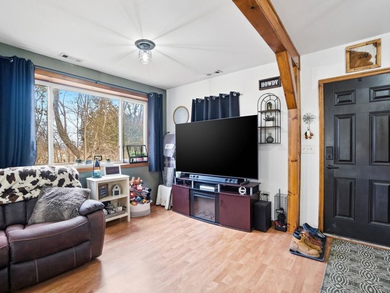 832 E Jackson Road, Springfield, OH 45502 Photo 7