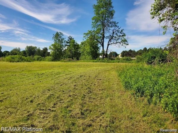 Ludwig , Oxford Twp, MI 48371