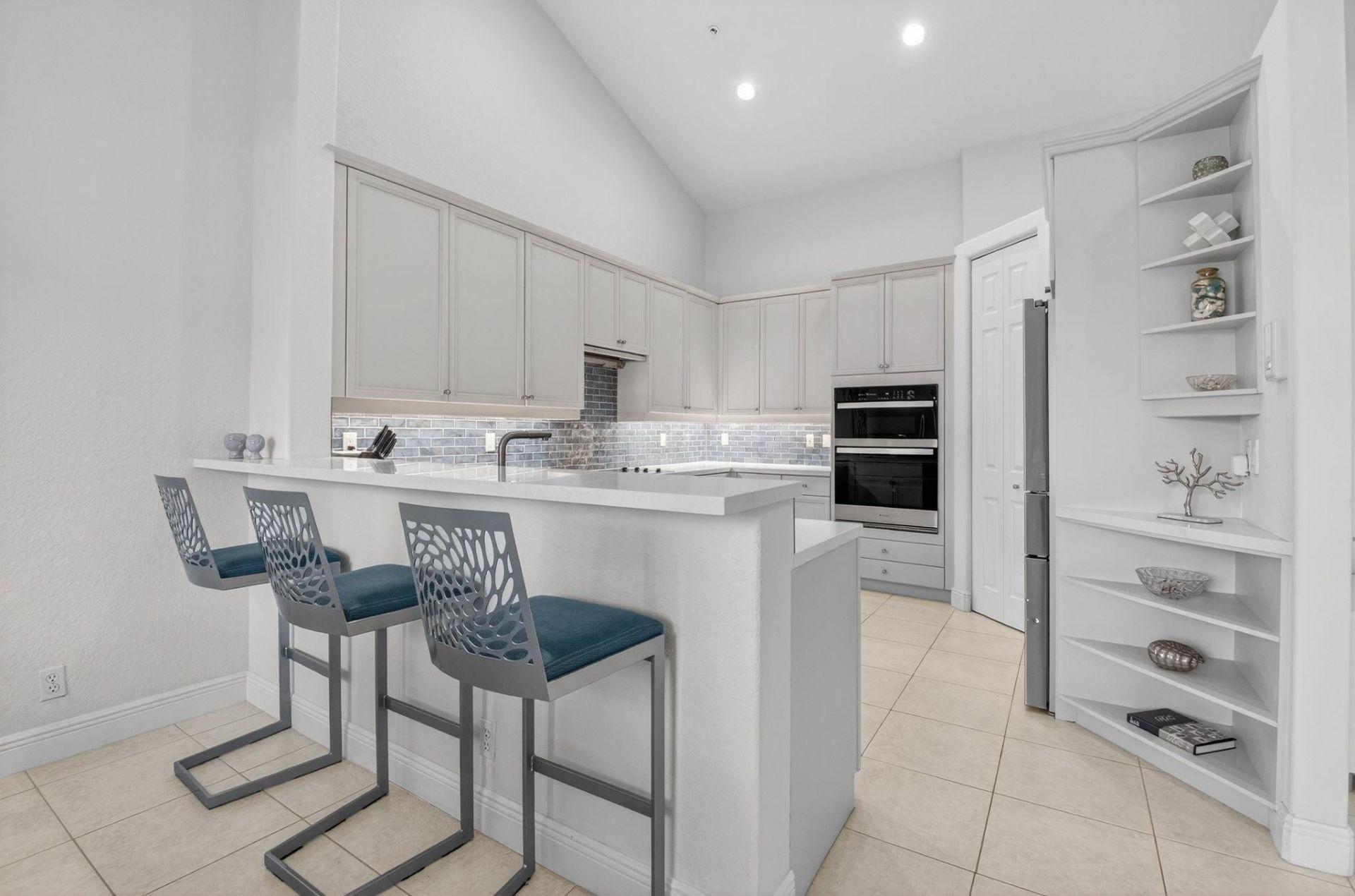 23 Royal Palm Way, Unit 18, Boca Raton, FL 33432 Photo