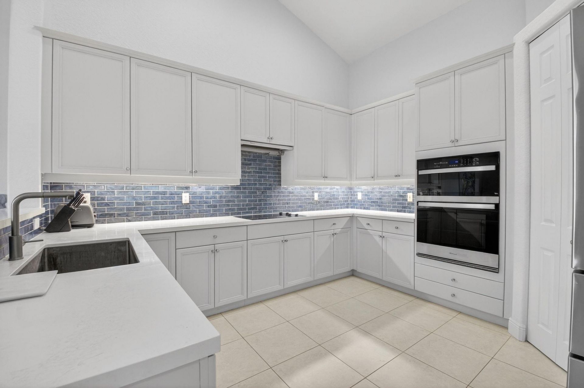 23 Royal Palm Way, Unit 18, Boca Raton, FL 33432 Photo