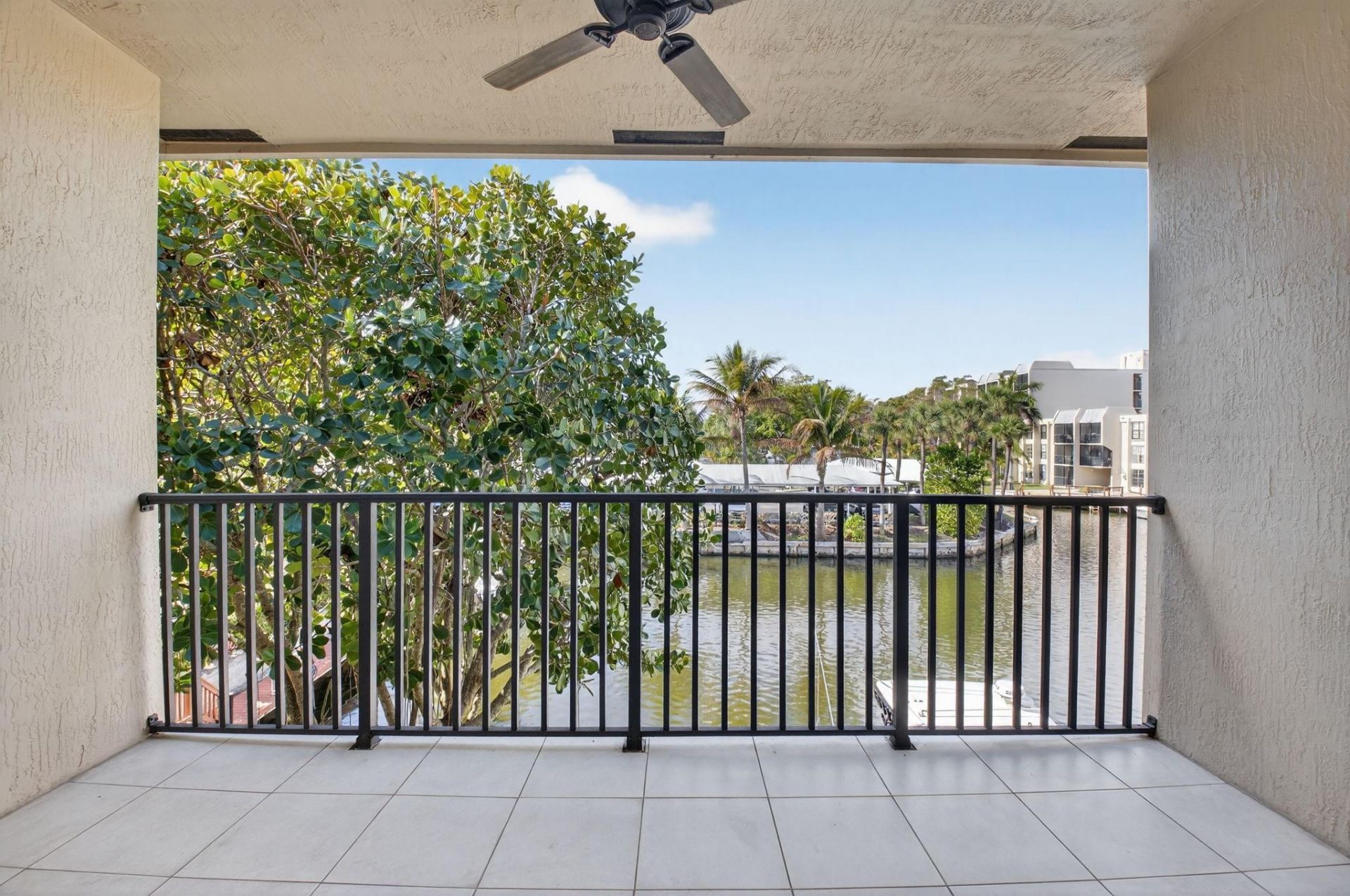 23 Royal Palm Way, Unit 18, Boca Raton, FL 33432 Photo
