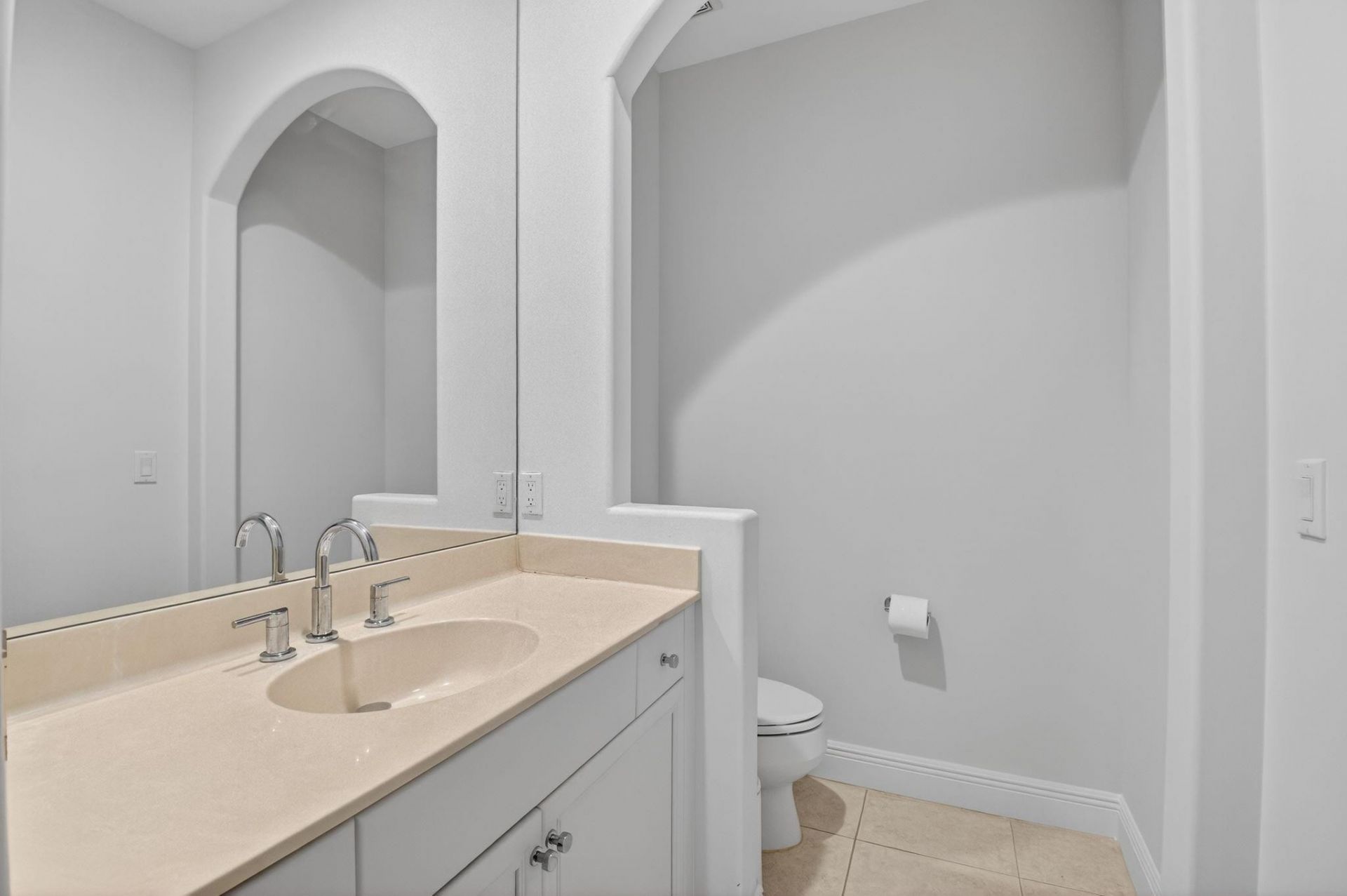 23 Royal Palm Way, Unit 18, Boca Raton, FL 33432 Photo