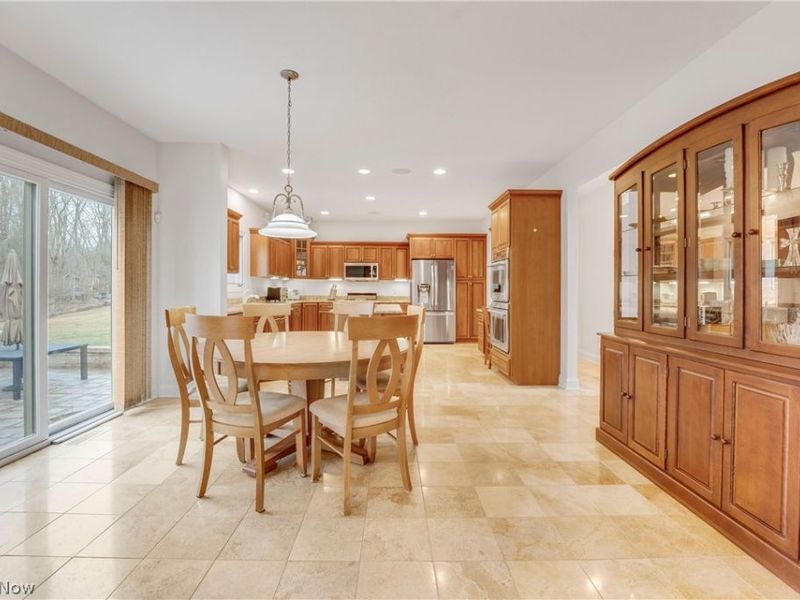 38595 Flanders Drive, Solon, OH 44139 Photo 11