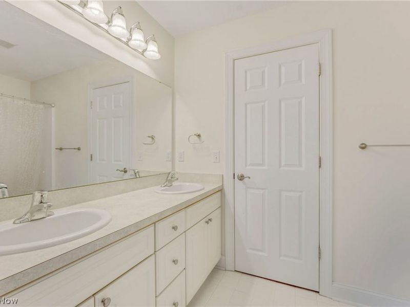 38595 Flanders Drive, Solon, OH 44139 Photo 35